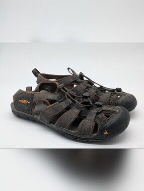 KEEN Clearwater CNX Waterproof Men's Hiking Sandals – Size 9